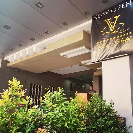 Vive Hotel San Pedro Makati Exterior foto