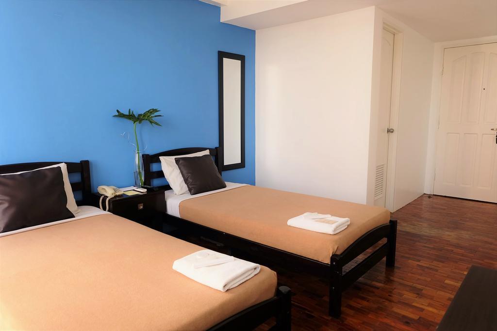 Vive Hotel San Pedro Makati Exterior foto